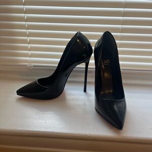 Black Stilettos Heels Red Bottom Size 6